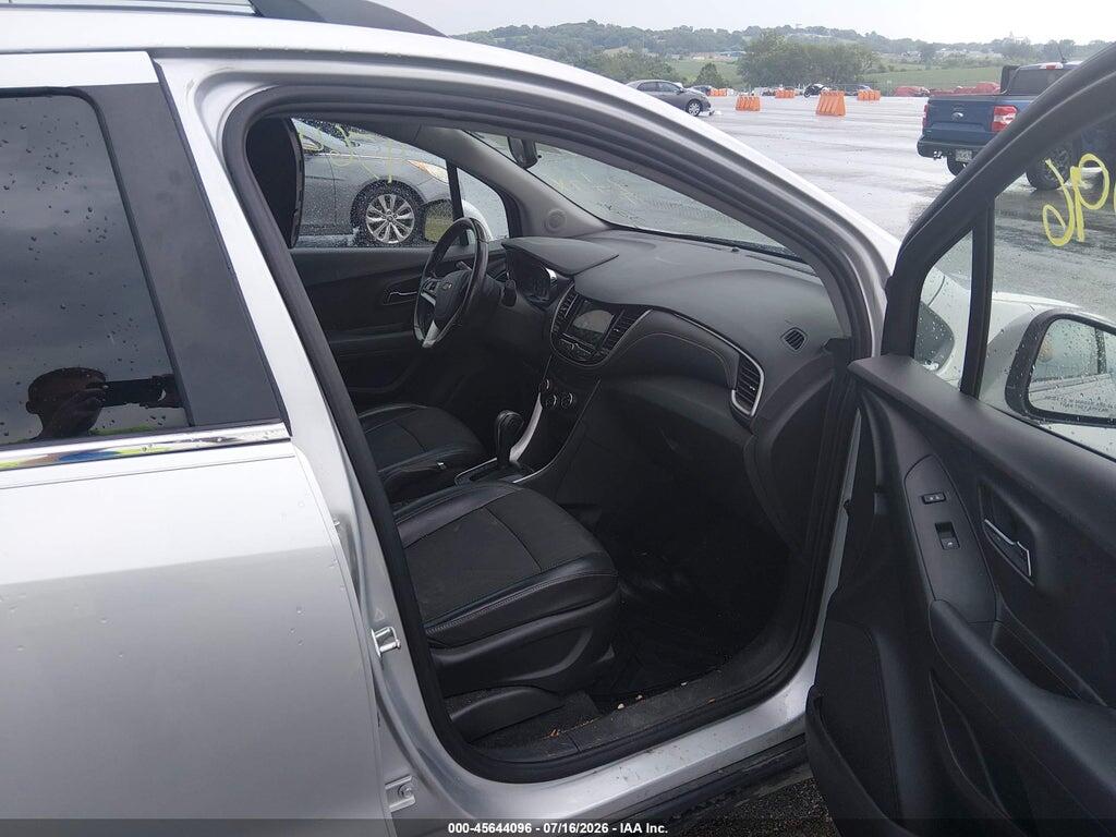 3GNCJLSB2KL343819 2019 CHEVROLET TRAX photo no. 5
