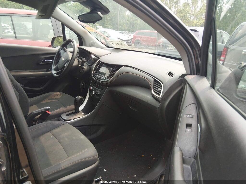 3GNCJNSB4KL174348 2019 CHEVROLET TRAX photo no. 5