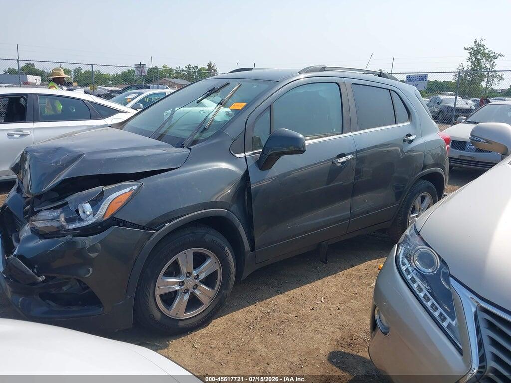 3GNCJLSB1KL286528 2019 CHEVROLET TRAX photo no. 2