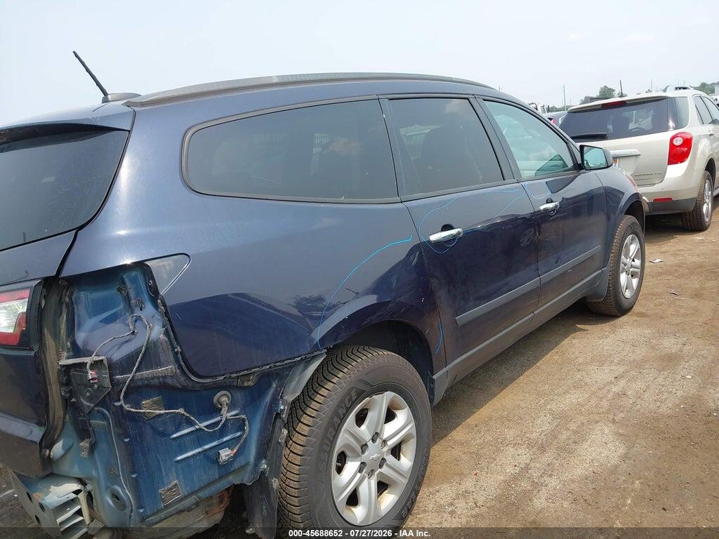 1GNKRFED0HJ306514 2017 CHEVROLET TRAVERSE photo no. 4