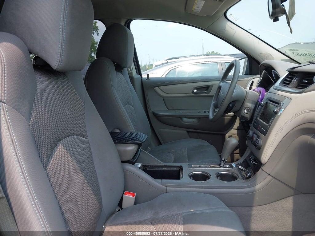 1GNKRFED0HJ306514 2017 CHEVROLET TRAVERSE photo no. 5