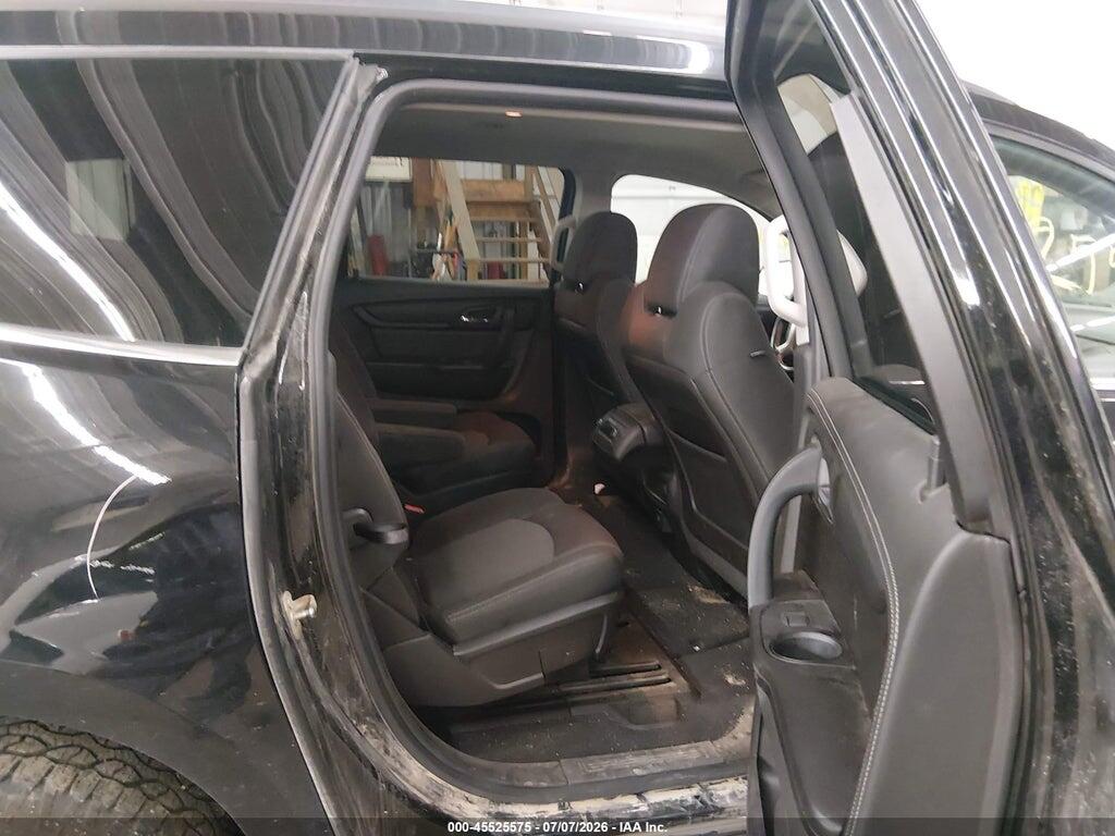 1GNKVHKD2HJ217135 2017 CHEVROLET TRAVERSE photo no. 8