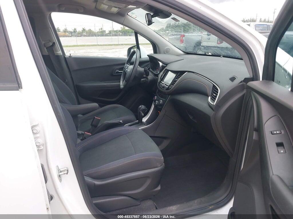 3GNCJNSB3HL250683 2017 CHEVROLET TRAX photo no. 5