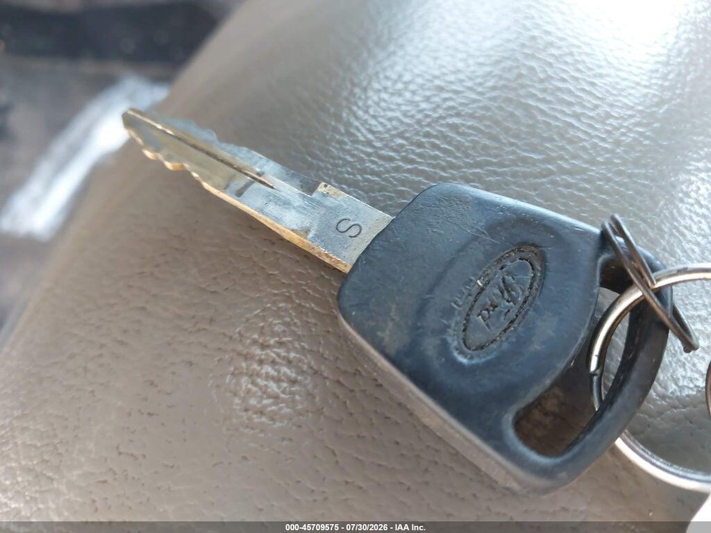 1FDWF37Y28EC58892 2008 FORD SUPER DUTY F-350 DRW photo no. 10