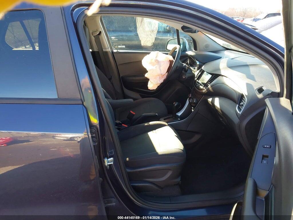 3GNCJKSB3KL170807 2019 CHEVROLET TRAX photo no. 5