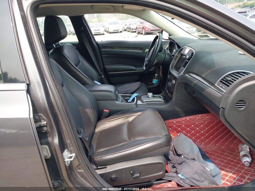 2C3CCAEG3KH528439 2019 CHRYSLER 300 photo no. 5