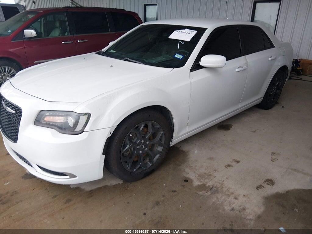 2C3CCAGG1KH648558 2019 CHRYSLER 300 photo no. 2