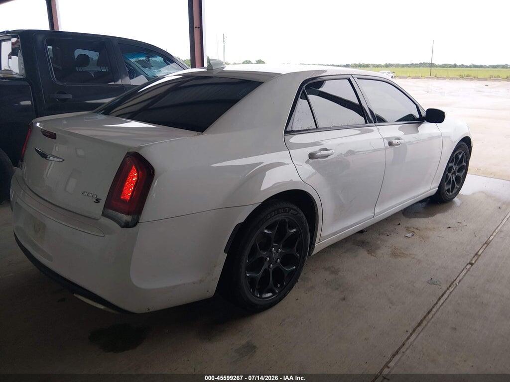 2C3CCAGG1KH648558 2019 CHRYSLER 300 photo no. 4