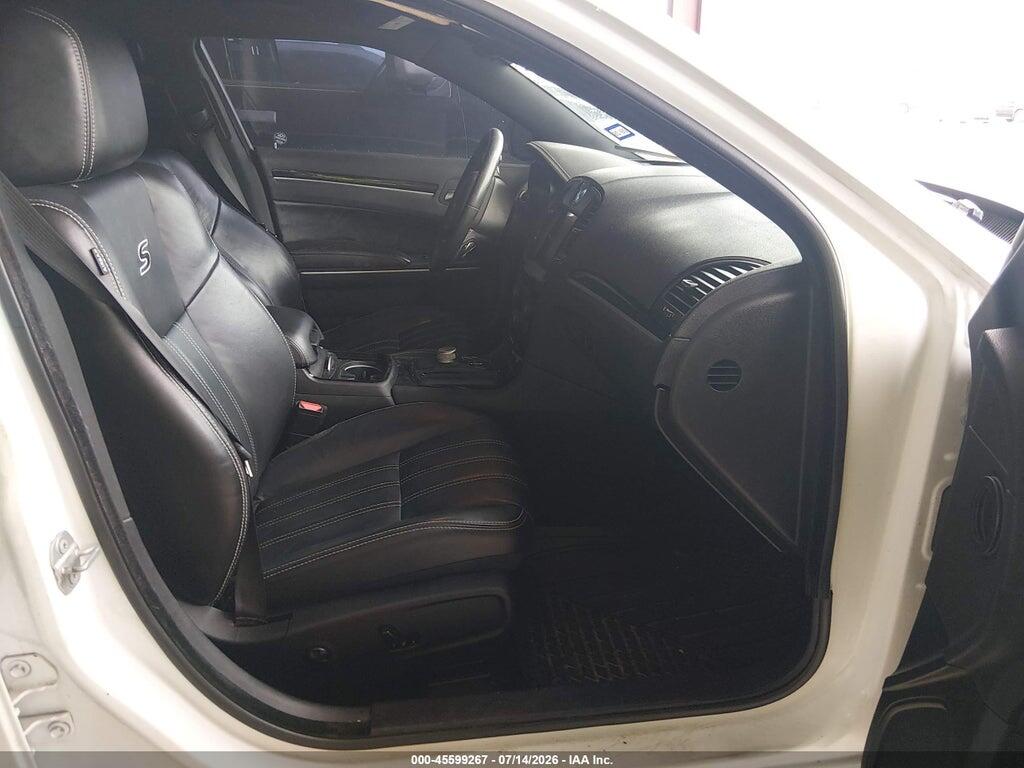2C3CCAGG1KH648558 2019 CHRYSLER 300 photo no. 5