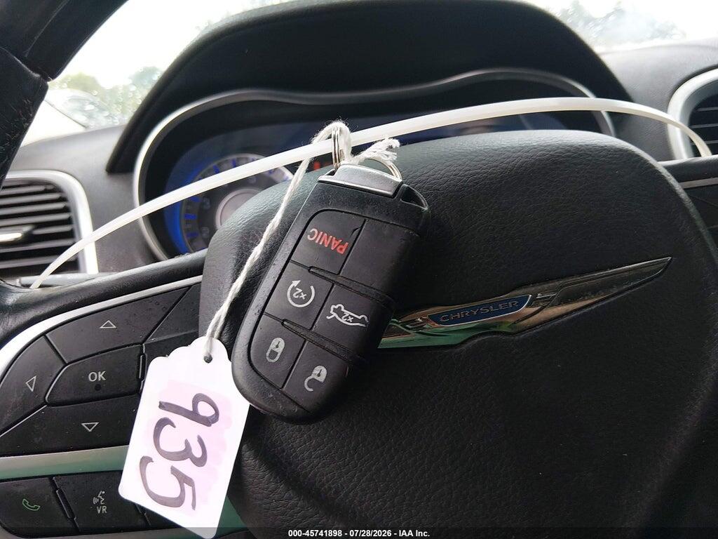 2C3CCAEG9KH536545 2019 CHRYSLER 300 photo no. 11