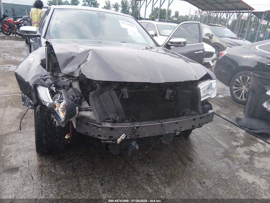 2C3CCAEG9KH536545 2019 CHRYSLER 300 photo no. 6