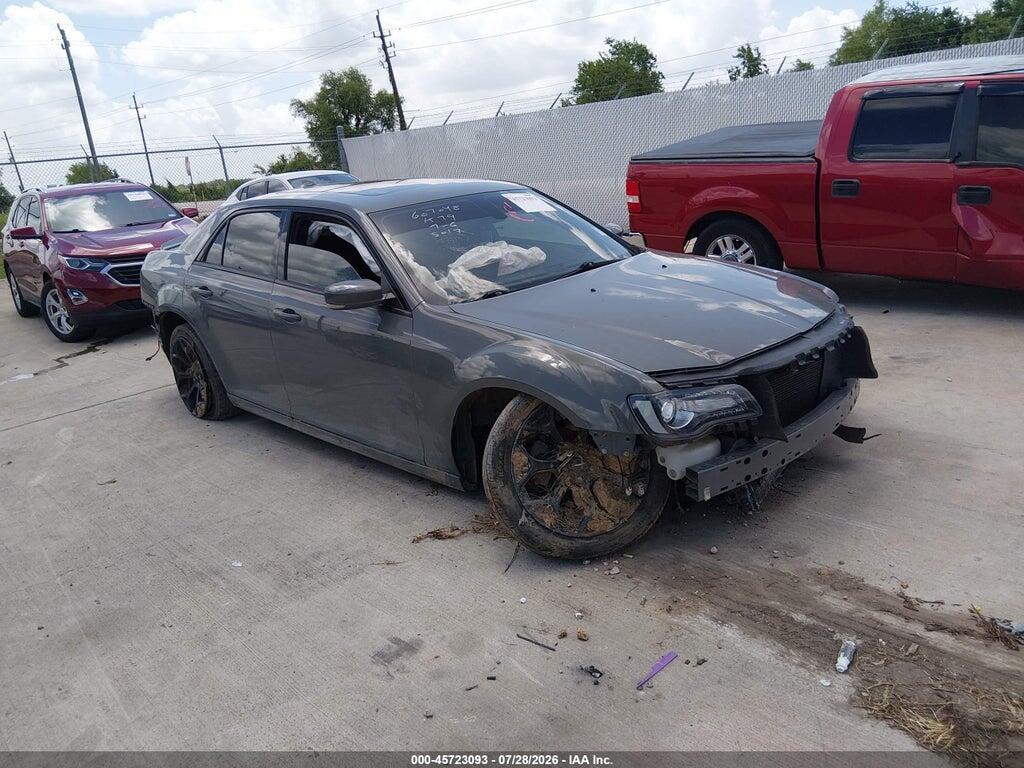 2C3CCABG6KH605017 2019 CHRYSLER 300 photo no. 1