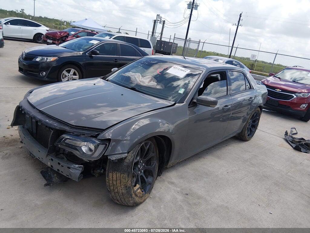 2C3CCABG6KH605017 2019 CHRYSLER 300 photo no. 2