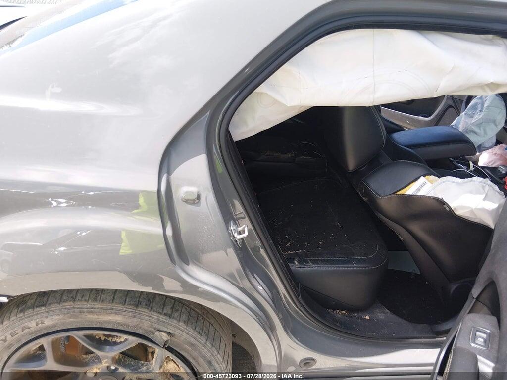 2C3CCABG6KH605017 2019 CHRYSLER 300 photo no. 8