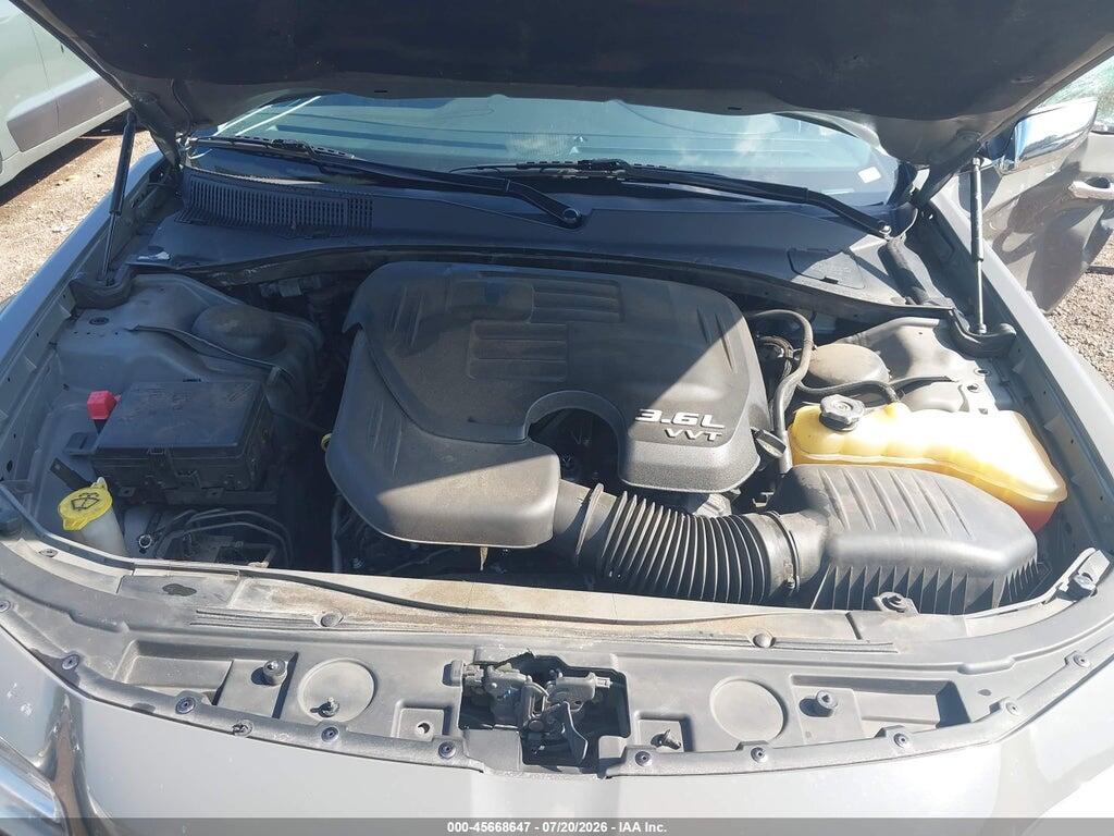 2C3CCAEG3KH689664 2019 CHRYSLER 300 photo no. 10