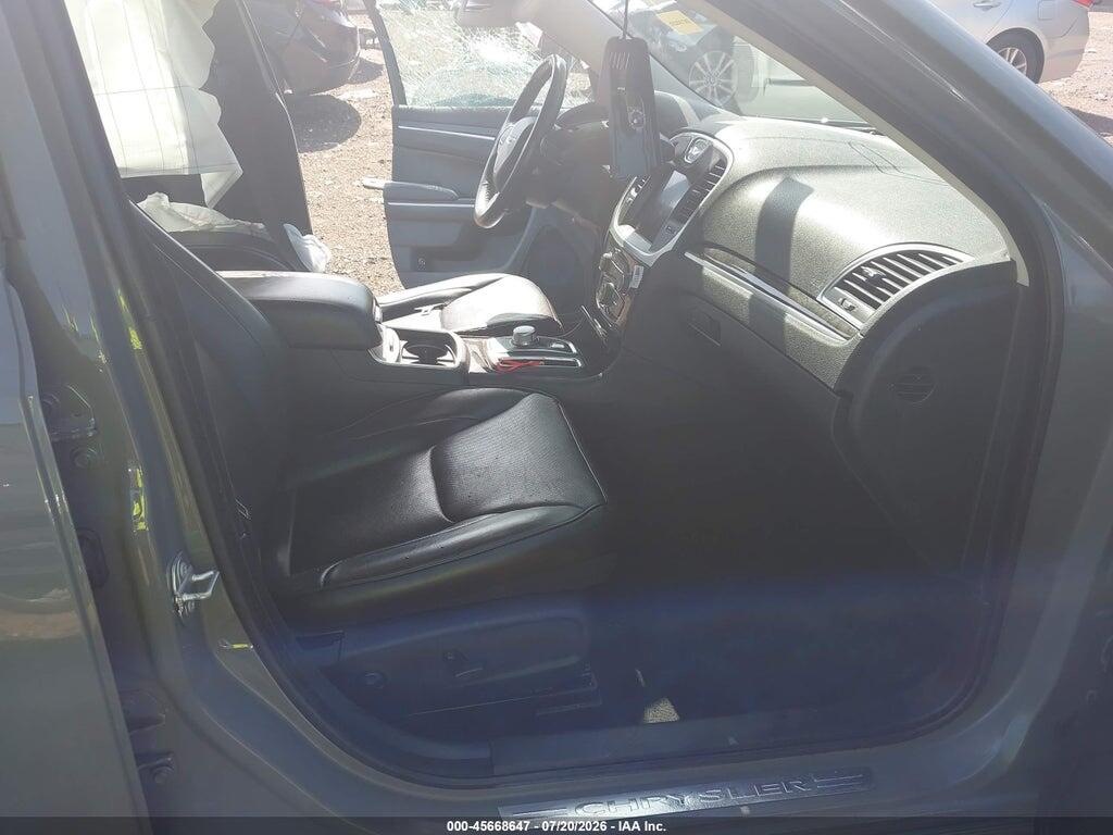 2C3CCAEG3KH689664 2019 CHRYSLER 300 photo no. 5