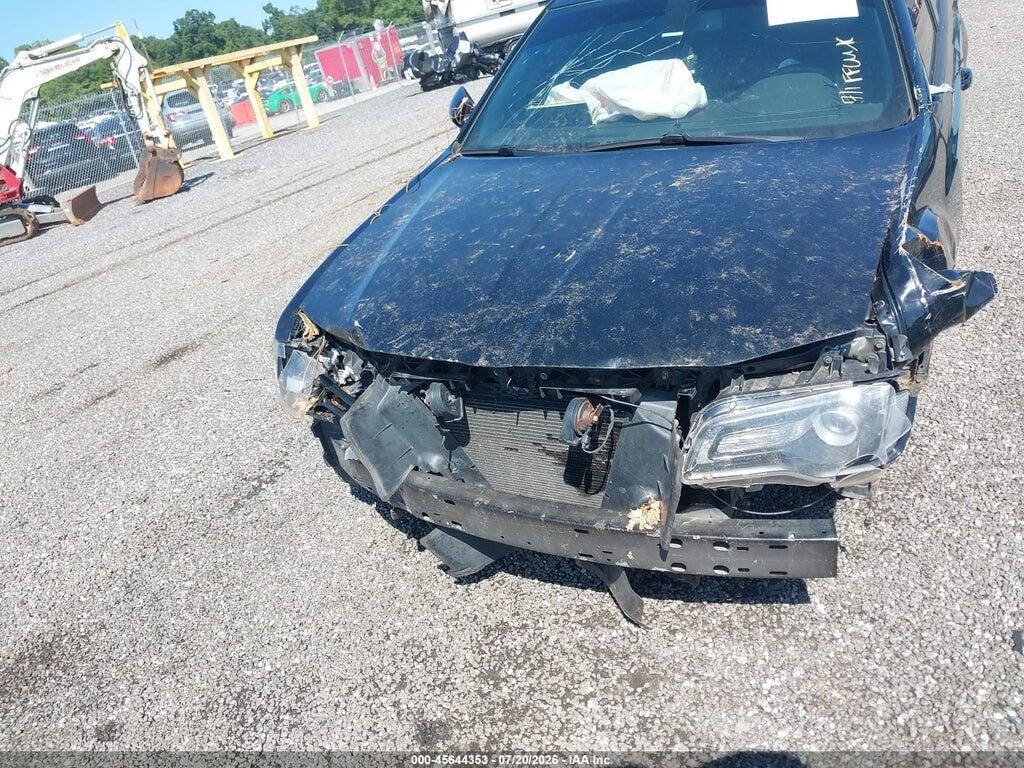 2C3CCABG5KH516944 2019 CHRYSLER 300 photo no. 11