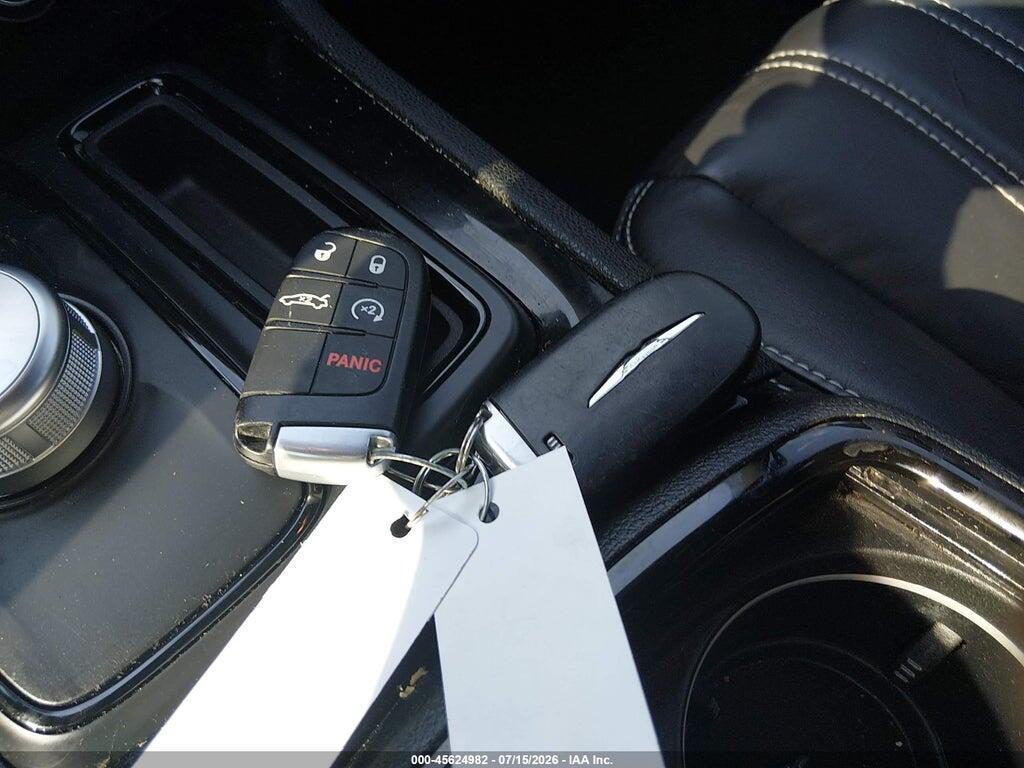 2C3CCABGXKH700891 2019 CHRYSLER 300 photo no. 11