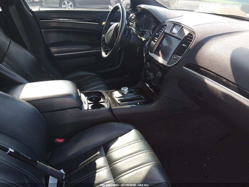 2C3CCABGXKH700891 2019 CHRYSLER 300 photo no. 5