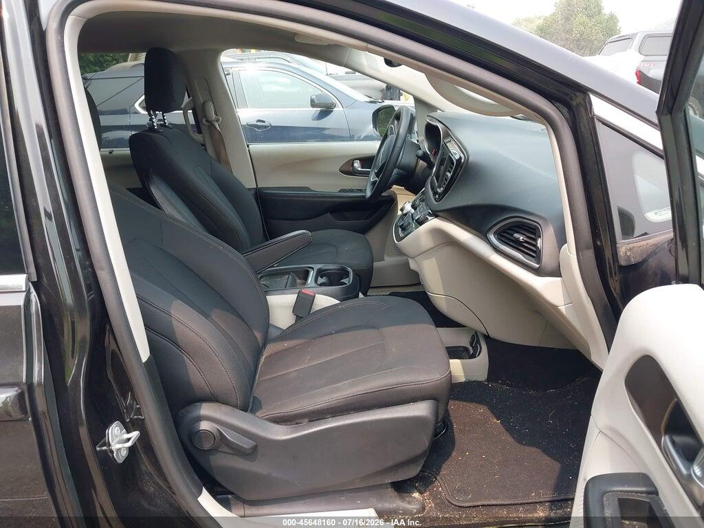 2C4RC1FG7KR516177 2019 CHRYSLER PACIFICA photo no. 5