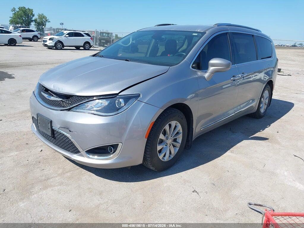 2C4RC1BG0KR612870 2019 CHRYSLER PACIFICA photo no. 2