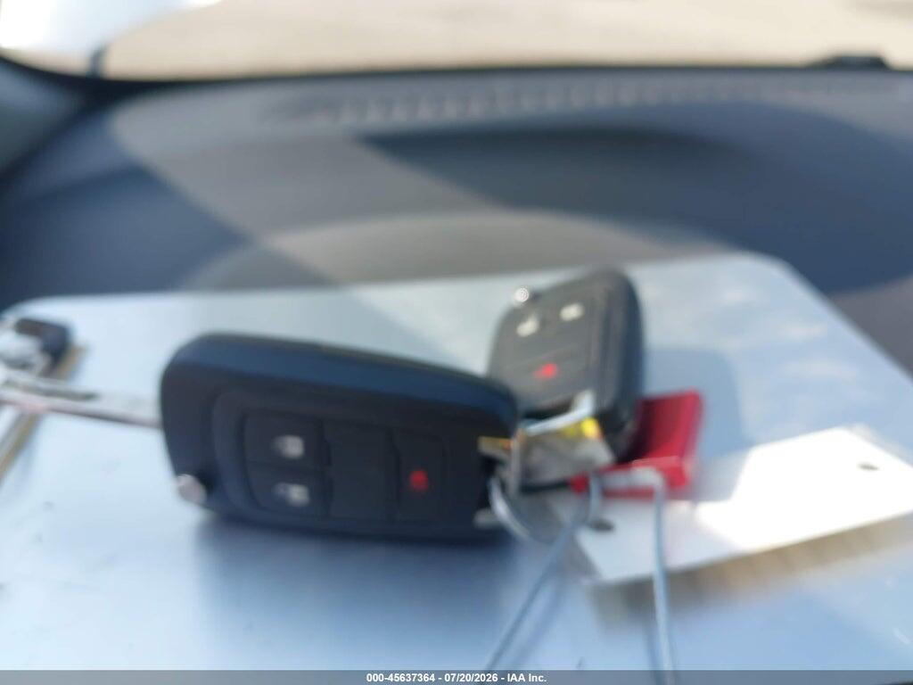 KL7CJKSB2HB213811 2017 CHEVROLET TRAX photo no. 11