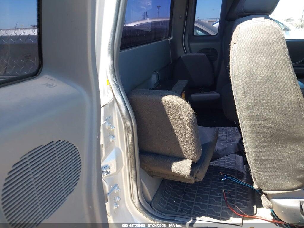 1FTKR4EE7BPA72009 2011 FORD RANGER photo no. 8