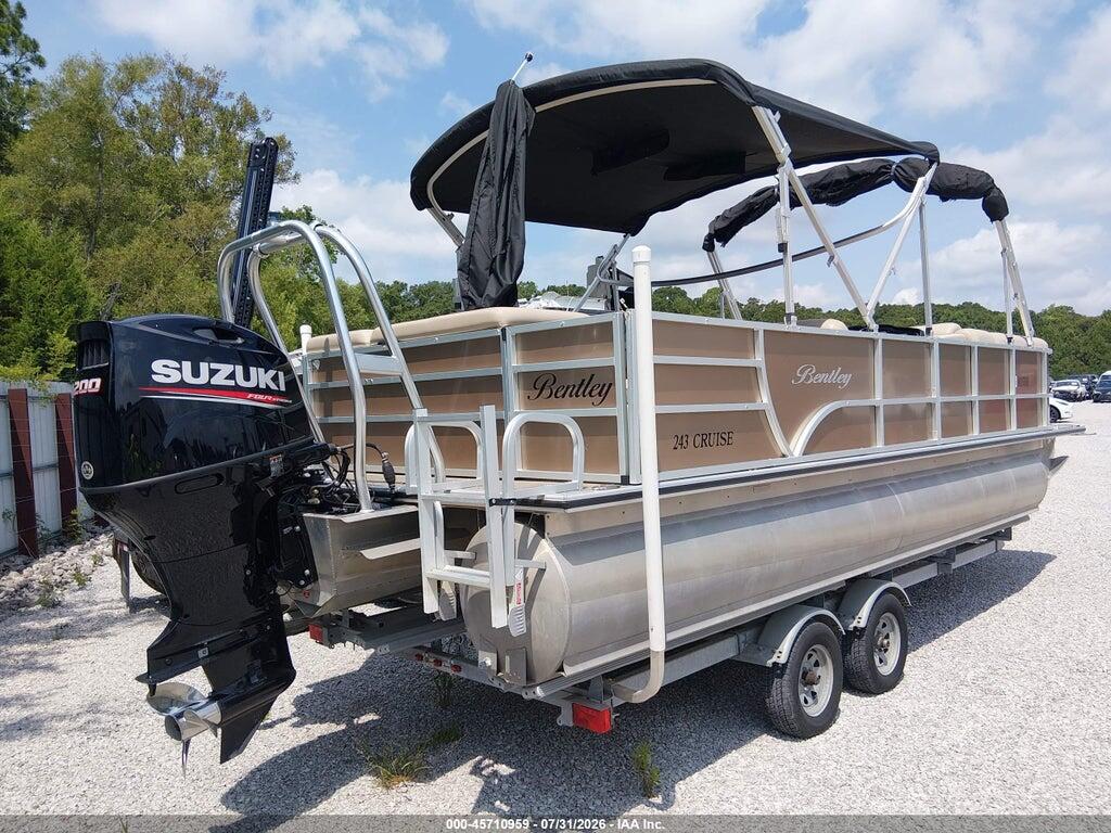 00000BAG03494C020 2020 BENTLEY PONTOON photo no. 4