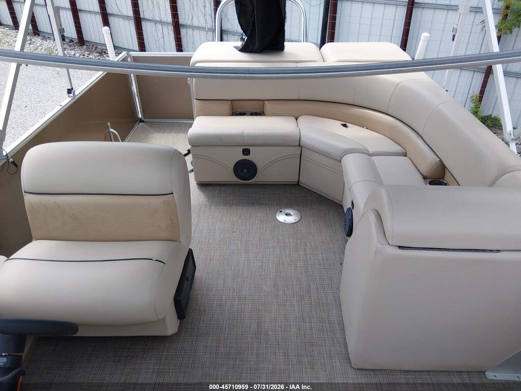 00000BAG03494C020 2020 BENTLEY PONTOON photo no. 8