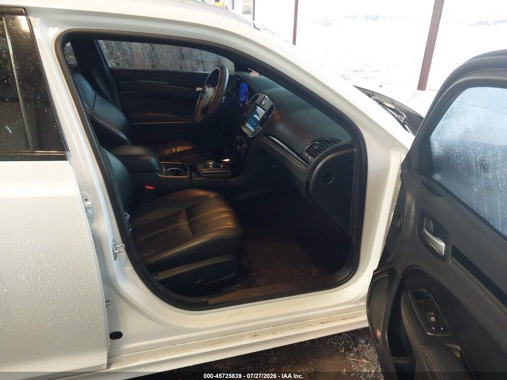 2C3CCABG3HH665071 2017 CHRYSLER 300 photo no. 5