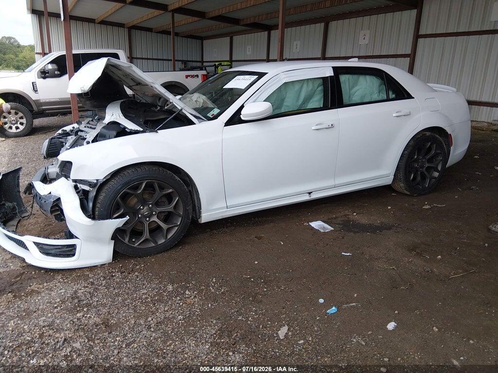 2C3CCABGXHH580082 2017 CHRYSLER 300 photo no. 2