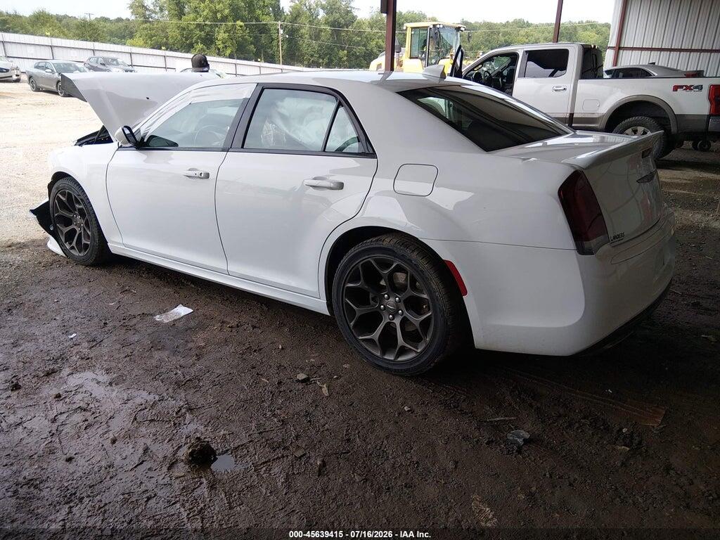 2C3CCABGXHH580082 2017 CHRYSLER 300 photo no. 3