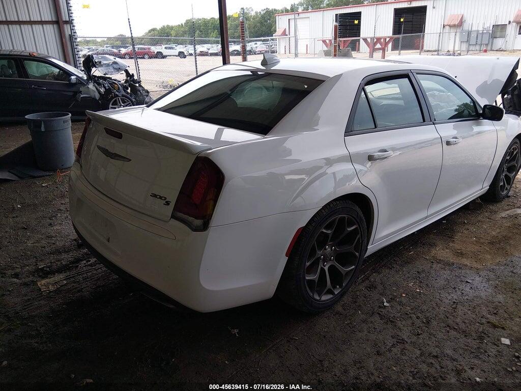 2C3CCABGXHH580082 2017 CHRYSLER 300 photo no. 4