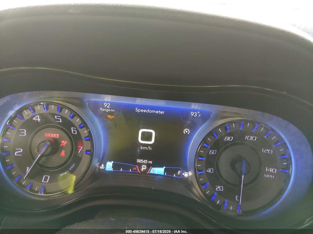 2C3CCABGXHH580082 2017 CHRYSLER 300 photo no. 7
