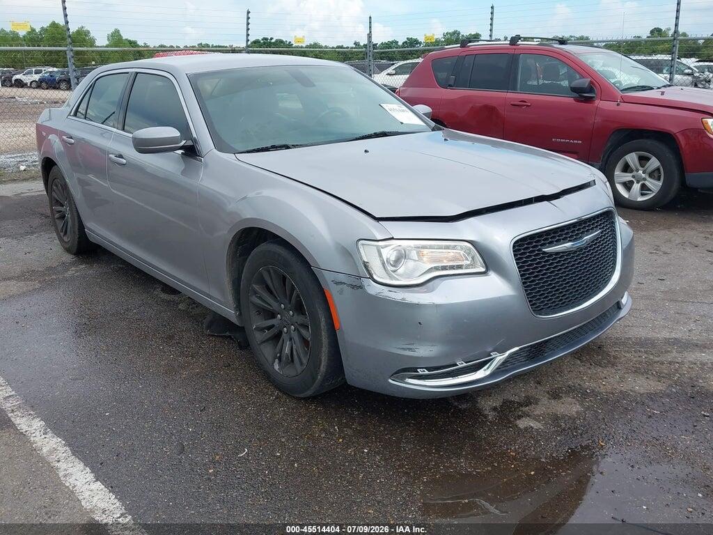 2C3CCAAG0HH560179 2017 CHRYSLER 300 photo no. 1