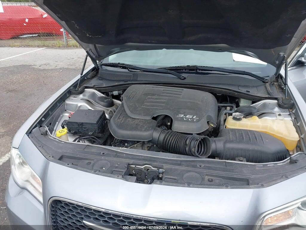 2C3CCAAG0HH560179 2017 CHRYSLER 300 photo no. 10