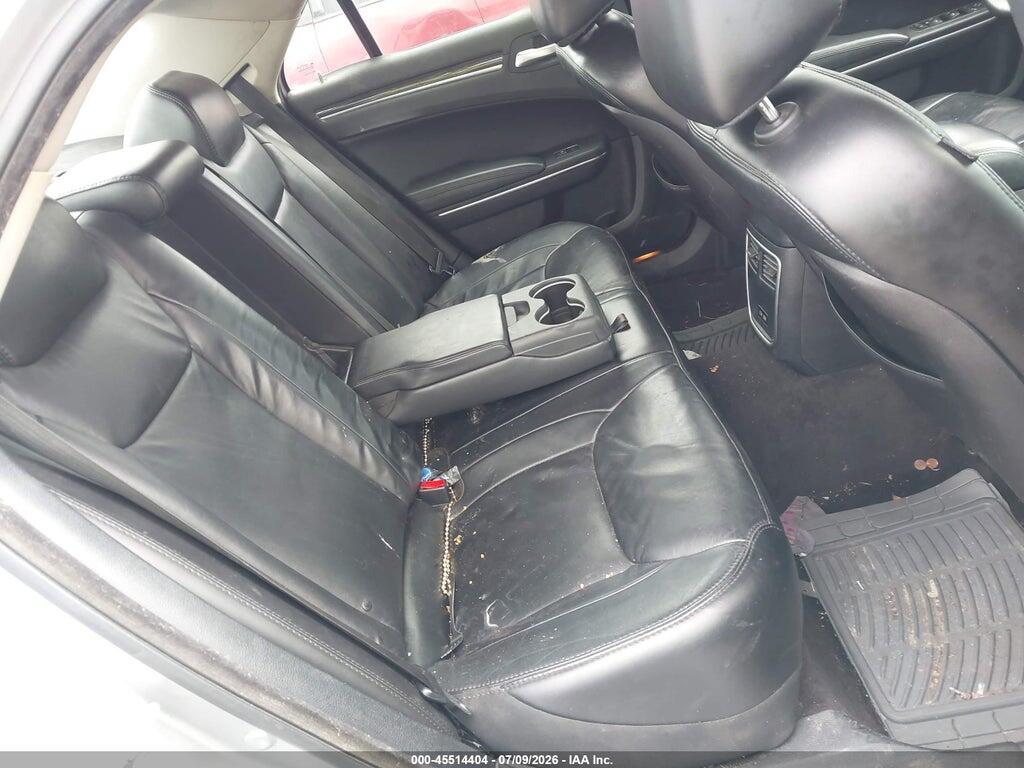2C3CCAAG0HH560179 2017 CHRYSLER 300 photo no. 8