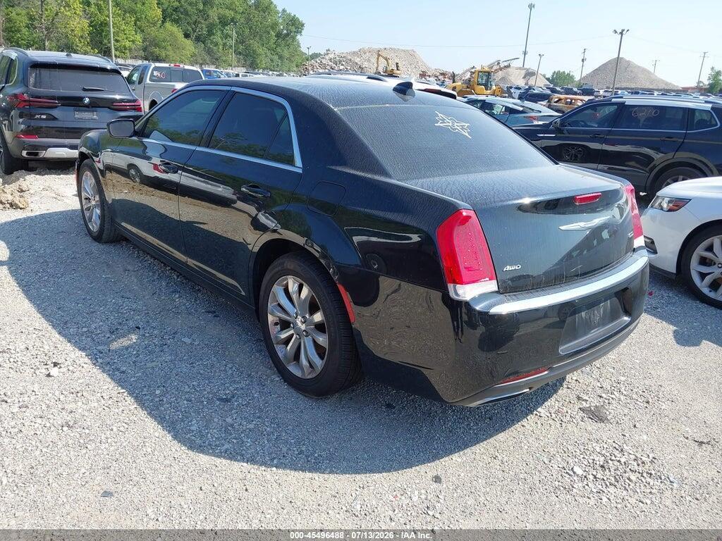 2C3CCARG0HH521905 2017 CHRYSLER 300 photo no. 3
