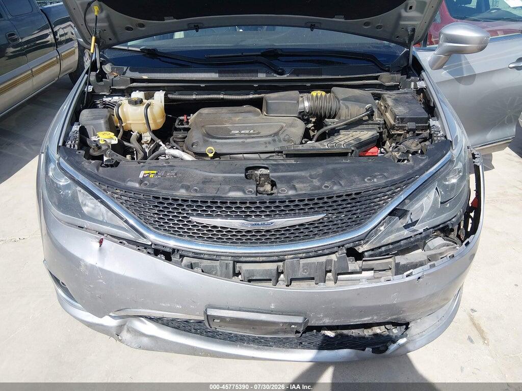 2C4RC1EG4HR832484 2017 CHRYSLER PACIFICA photo no. 10