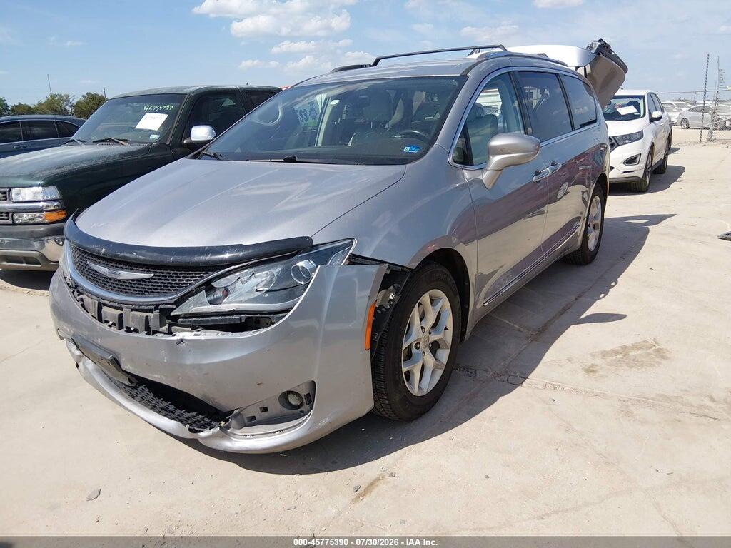 2C4RC1EG4HR832484 2017 CHRYSLER PACIFICA photo no. 2