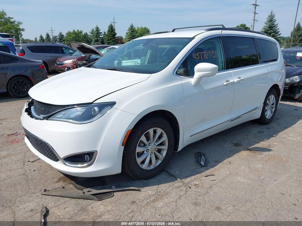 2C4RC1BG6HR520736 2017 CHRYSLER PACIFICA photo no. 2