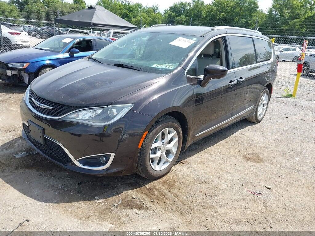 2C4RC1EG1HR743567 2017 CHRYSLER PACIFICA photo no. 2