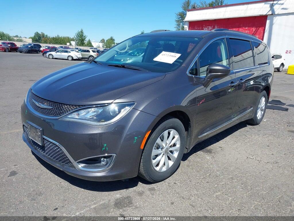 2C4RC1BG5HR539682 2017 CHRYSLER PACIFICA photo no. 2