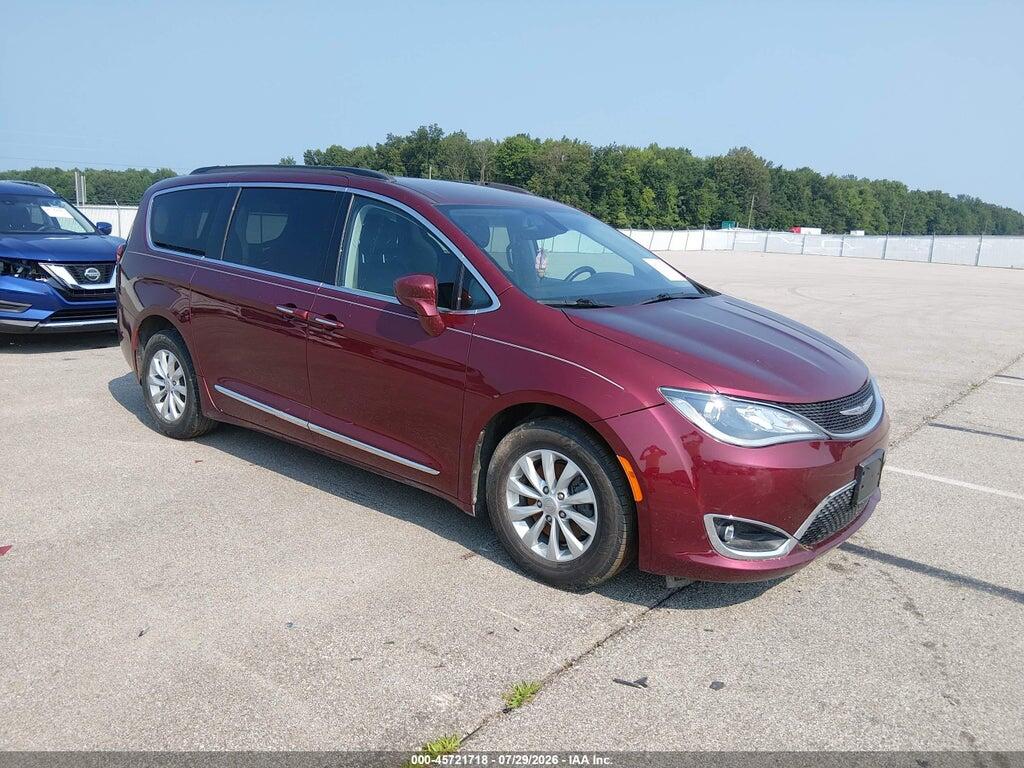 2C4RC1BG8HR635774 2017 CHRYSLER PACIFICA photo no. 1