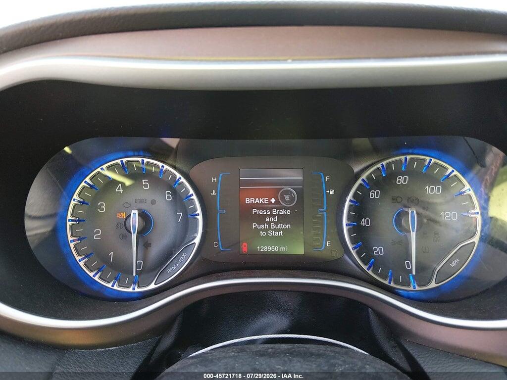 2C4RC1BG8HR635774 2017 CHRYSLER PACIFICA photo no. 7