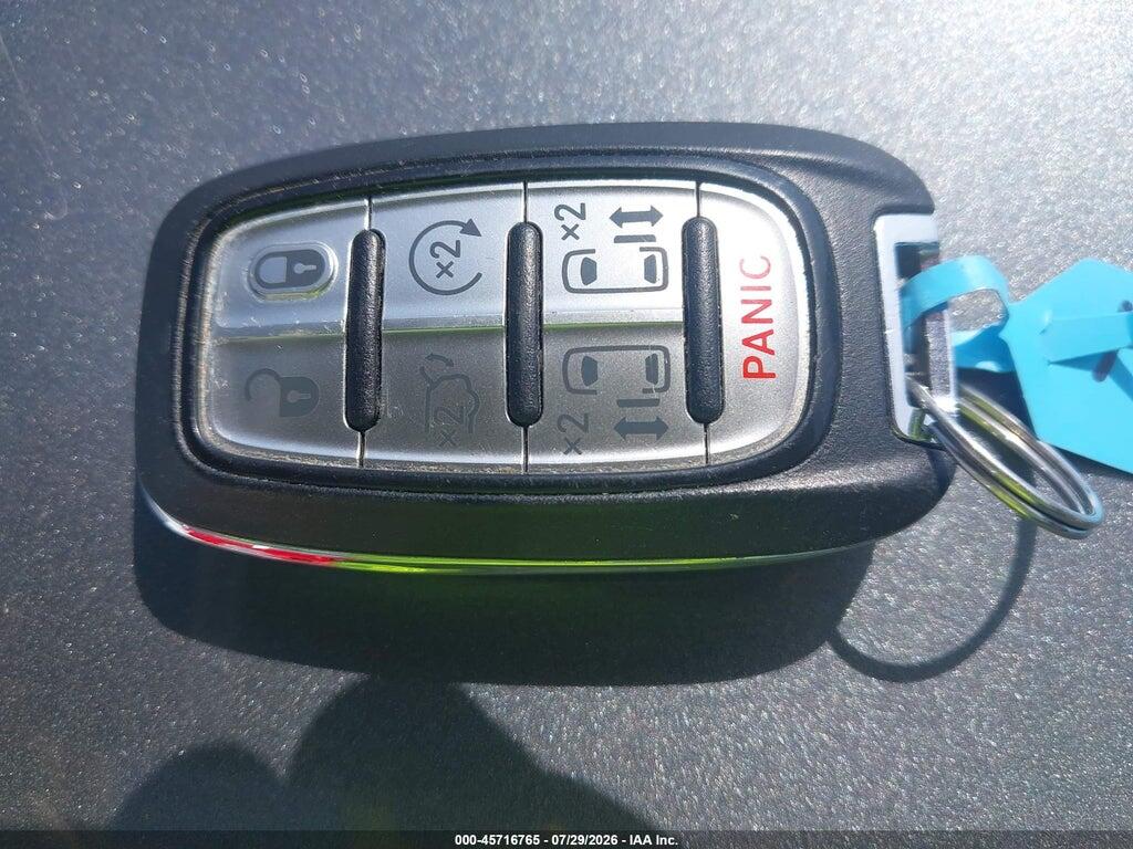 2C4RC1GG0HR611588 2017 CHRYSLER PACIFICA photo no. 11