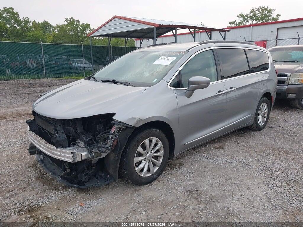 2C4RC1BGXHR576176 2017 CHRYSLER PACIFICA photo no. 2