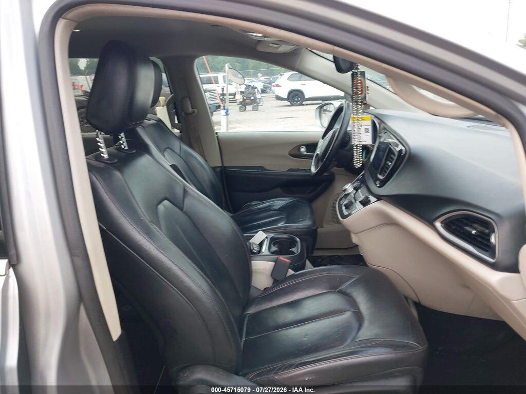 2C4RC1BGXHR576176 2017 CHRYSLER PACIFICA photo no. 5