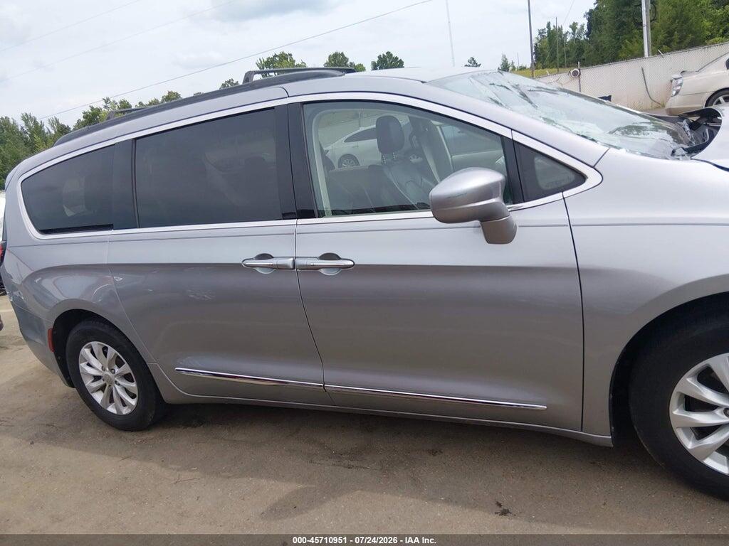 2C4RC1BG4HR569840 2017 CHRYSLER PACIFICA photo no. 12