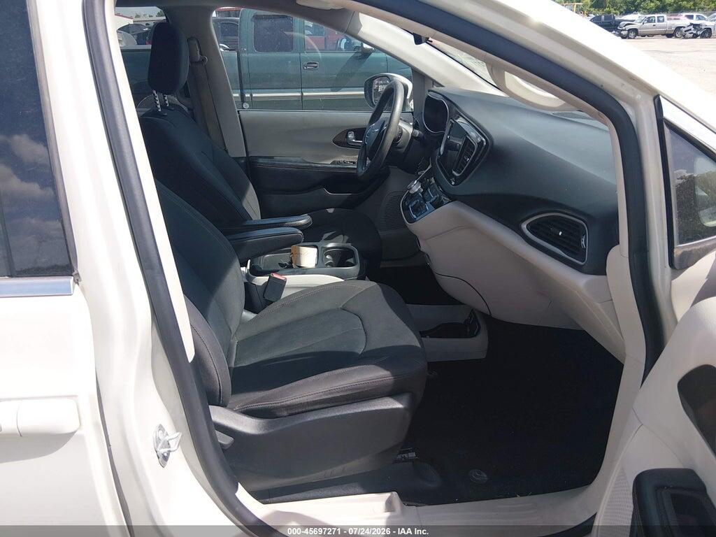 2C4RC1BG6HR753225 2017 CHRYSLER PACIFICA photo no. 5